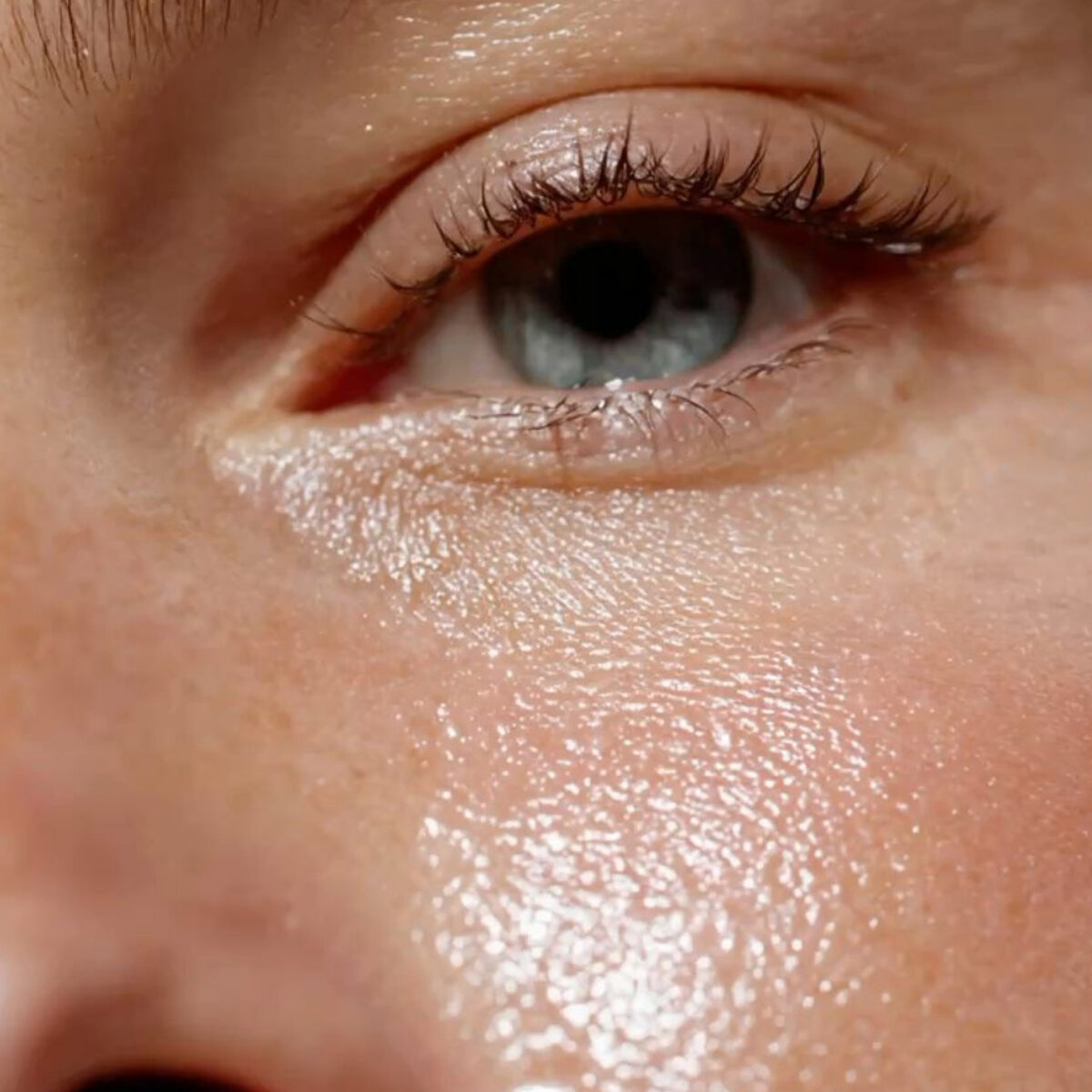 Close up of woman's blue eye