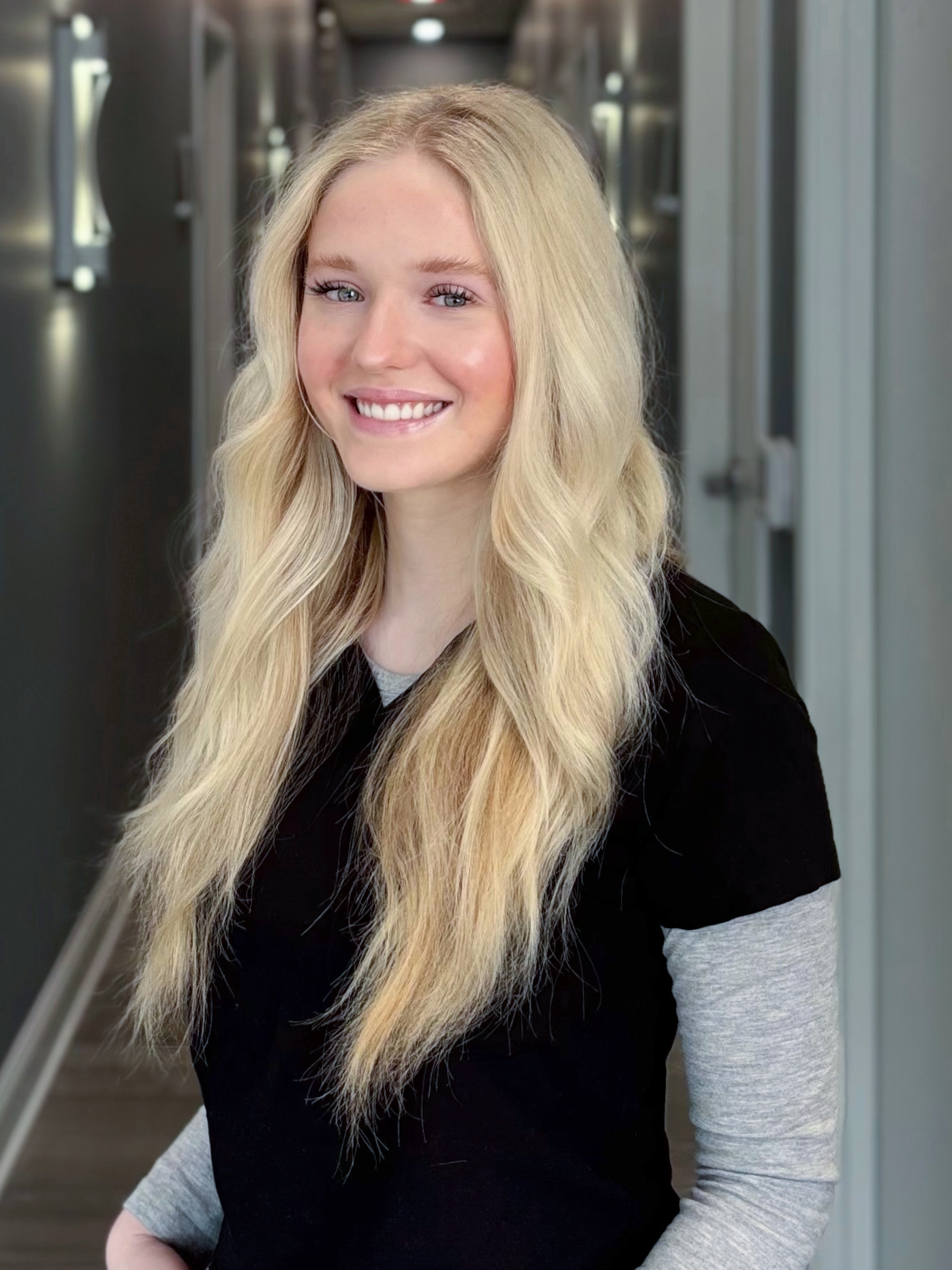 Sydney, Esthetician