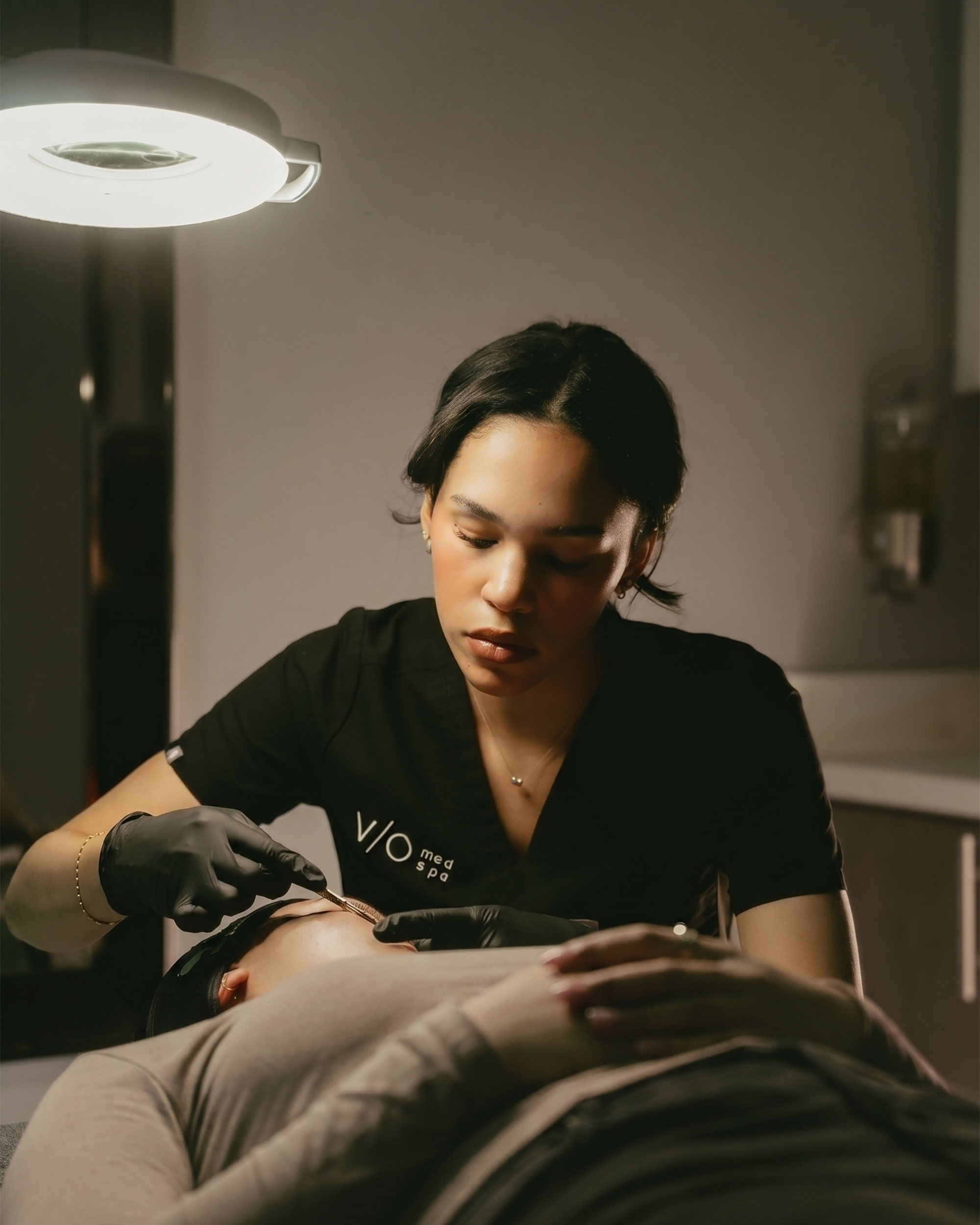 Dermaplaning-Portrait
